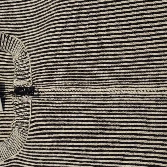 Cabi Cupid Cardigan Striped Dolman Sleeves Zip Up Front Center Sweater - Picture 12 of 13